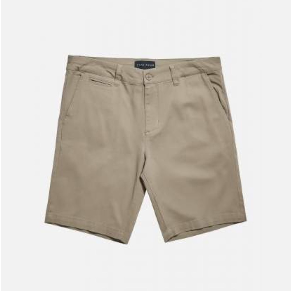 khaki shorts nice details